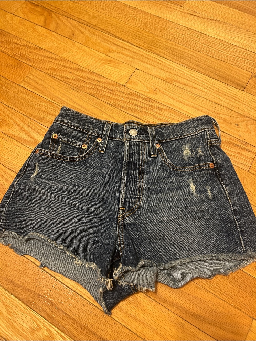 Levi’s 501 Dark Wash Distressed Denim shorts - Picture 1 of 5